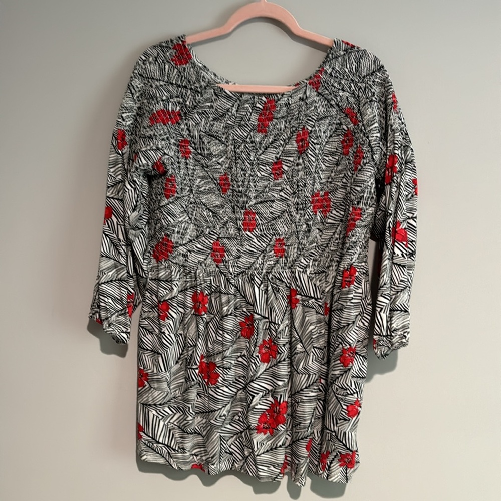 J. Jill Women’s Smocked 3/4 Sleeve Knit Top Black Palm Secret‎ Size Large - Picture 8 of 9